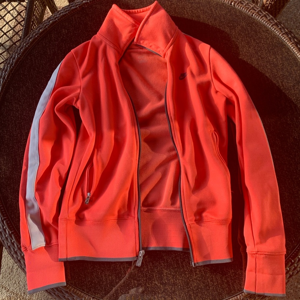 Neon Pink Nike Track Jacket (Women’s XS/S)